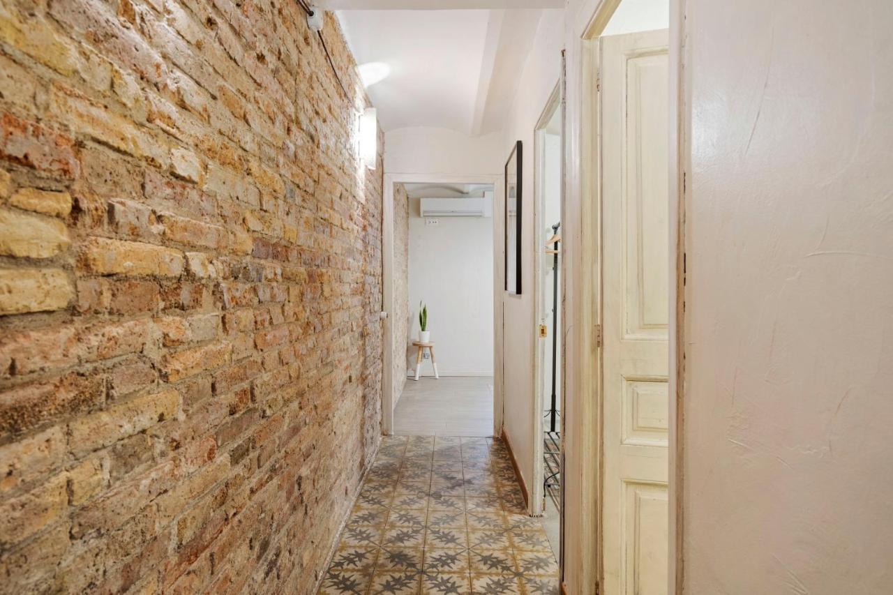 Flateli Poble Sec Apartment Barcelona Luaran gambar
