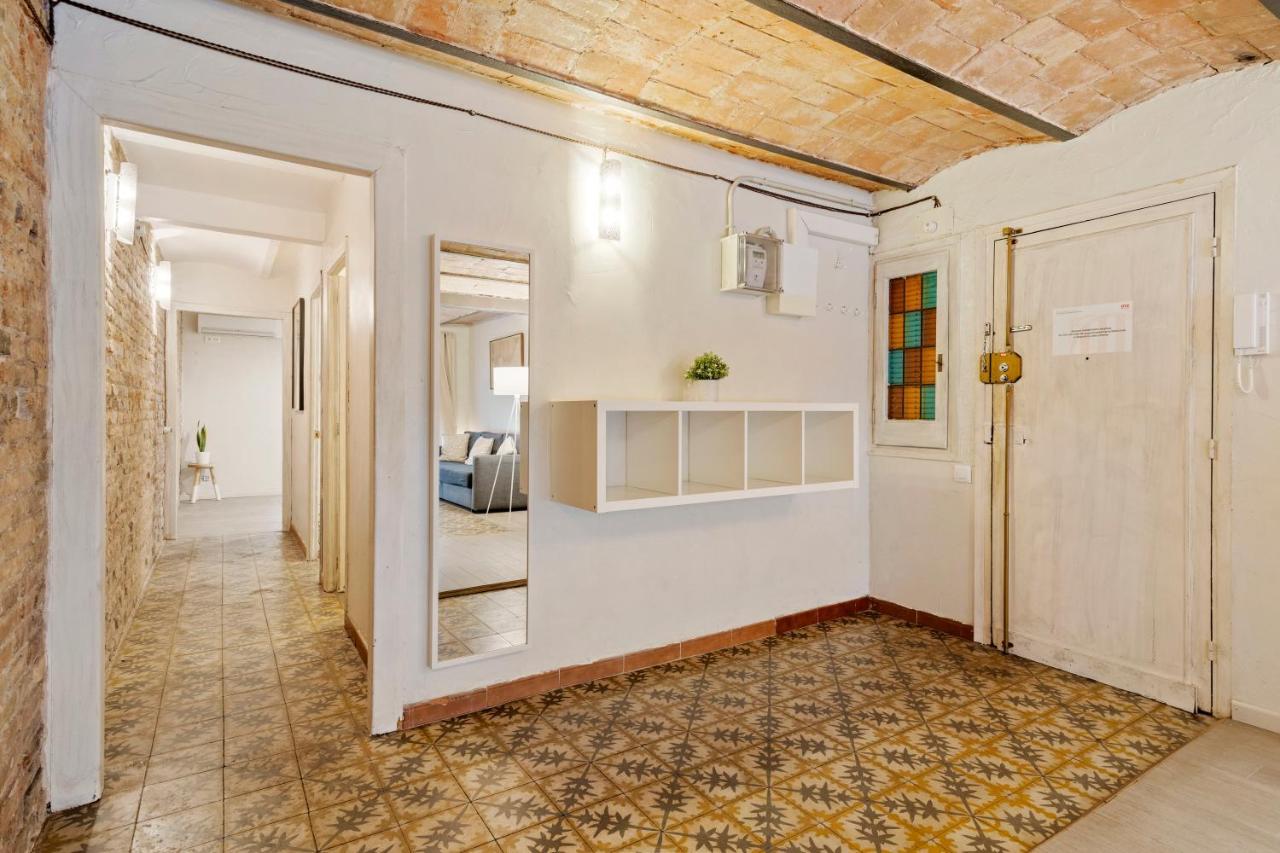 Flateli Poble Sec Apartment Barcelona Luaran gambar