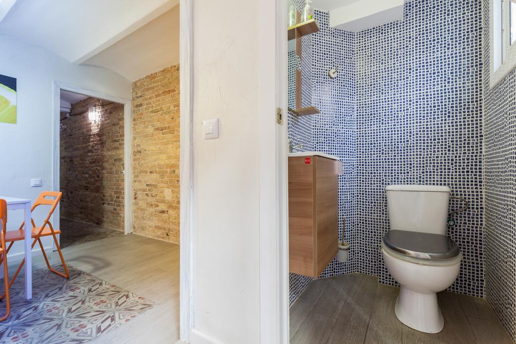 Flateli Poble Sec Apartment Barcelona Luaran gambar
